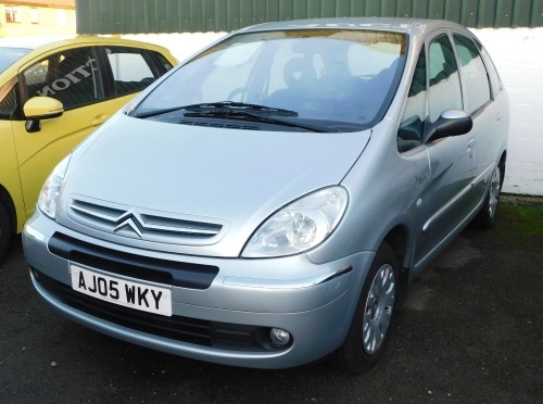 A Citroen Picasso, Registration AJ05 WKY, petrol, four door, silver, MOT expired June 2019, one key, last known mileage June 2018 45,403.