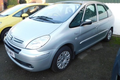 A Citroen Picasso, Registration AJ05 WKY, petrol, four door, silver, MOT expired June 2019, one key, last known mileage June 2018 45,403. - 2