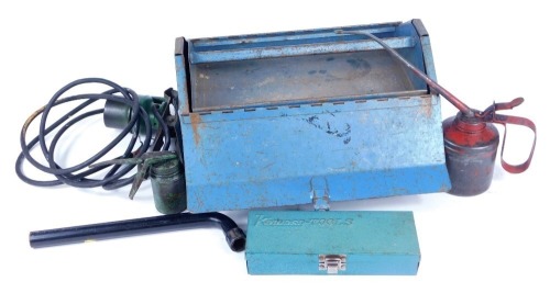 A Halfords blue toolbox, and contents of two small oil cans, Gripper Briticent inspection lamp (AF), and Kamasa Tools kit. (1 box)