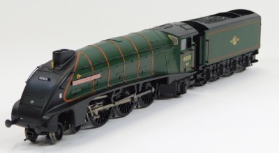 A Bachmann OO gauge Gresley Class A4 locomotive Dominion of Canada, BR lined green late crest, 4-6-2, 60010, 31-967. - 2