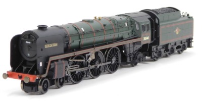 A Hornby OO gauge Britannia Class 7MT locomotive, 70040 Clive of India, BR lined green, 4-6-2, R2180. - 2