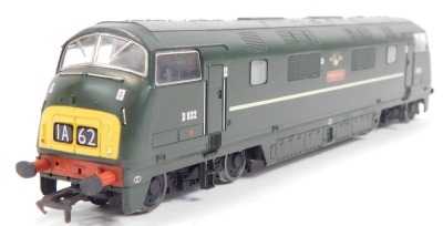 A Bachmann Branchline OO gauge Class 42 Warship diesel locomotive Onslaught, D632, BR green (weathered), 32-058. - 3