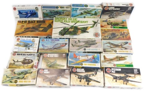 Airfix models of military fighter planes and a helicopter, scale 1:72, all boxed. (1 box)