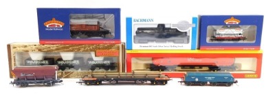 Hornby and Bachmann OO gauge rolling stock, including 14 ton tank wagon Esso, Queen Mary brake van, BR Bauxite, Coal Traders Classic East Midlands set of three coal wagons, etc. (1 tray)