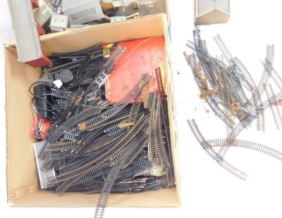 OO gauge track and accessories, including points, curves, OO gauge buildings, track side accessories, etc. (2 boxes) - 2