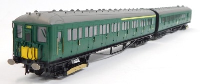 A Hornby OO gauge EMU, British Railways 2-Bil 2019, BR (SR) green, R3257. - 3