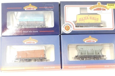 Bachmann OO gauge rolling stock, to include 33-076B five plank China Clay hooded wagon, BR brown, 38-380 12 ton ventilated van, BR Bauxite, early,37-225G 16 ton steel mineral wagon, BR grey, 37-502D 24 ton Ore hopper wagon, BR grey, 37502B 24 ton Ore hopp - 2