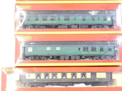 Hornby OO gauge coaches, comprising R4972 BR MkI restaurant buffet coach, R4972A BR MkI restaurant buffet coach, R4162 Pullman 1st Class Parlour car, R4784 BR MkI corridor composite coach, R785, BR MkI corridor brake 2nd Class coach, and R4789 BR MkI 1st - 3