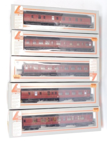 Lima Models OO gauge coaches, to include 3rd Class LMS coach, LMS restaurant coach, etc. (5)