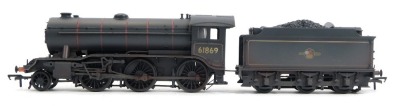 A Bachmann Branchline OO gauge Class K3 locomotive, 2-6-0, 61869, BR black late crest (weathered), 32-280.