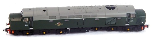 A Bachmann Branchline OO gauge Class 40 diesel locomotive, D368, BR green with indicator boxes, 32-475.