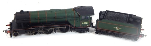 A Bachmann Branchline OO gauge Class V2 locomotive, BR lined green, 2-6-2, outside steam pipes with stepped tender, 31-561.