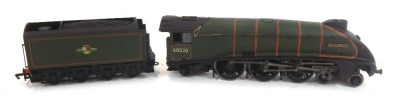 A Bachmann Branchline OO gauge Class A4 locomotive Guillemot, 60020, BR green late crest, 4-6-2, 31-958.