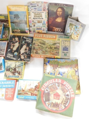 Auctioneer announce - withdrawn pre sale by vendor.Jigsaws, Arrow Games Ltd Hands Off, 1000 piece puzzle, etc. (a quantity) - 4