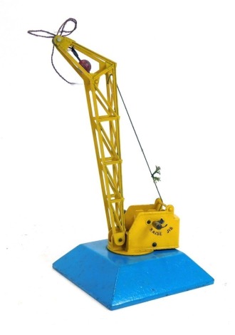 A Dinky Toys model of a Goods Yard Crane, 752, 21cm high, boxed.