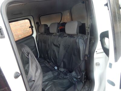 A 2022 Fiat Doblo 16v TECNICO MAXI MT Van with Side Windows, registration YN22 HGP. NB. VAT is payable on the hammer price of this lot in addition to the Buyer's Premium. - 4