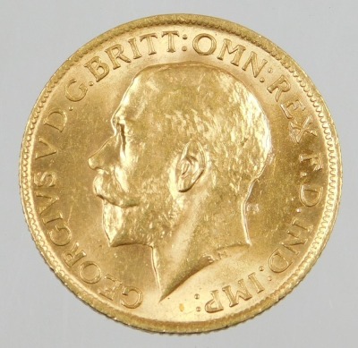 A George V full gold sovereign, dated 1914, 8g. - 2