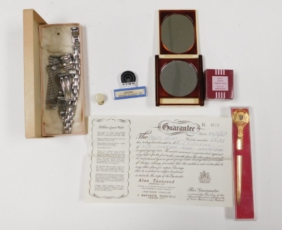 Silver and costume jewellery, including brooches, wristwatches, necklaces, together with pen sets, banknotes, etc. (a quantity) - 4