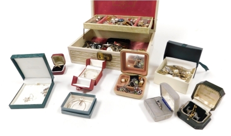 Silver and costume jewellery, including brooches, earrings, bangles, pendants on chains, bracelets, and rings, coins, etc. (a quantity)