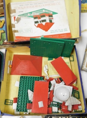 A group of mid century children's toys and games, to include a Bako Building Set 1, boxed, Meccano, Grow Shoot, puzzles, cards, wooden skittles, etc. (a quantity) - 3