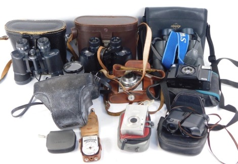 An Agfa Super Silette camera, Yashica TL Electro X camera, further cameras and binoculars, all cased. (a quantity)