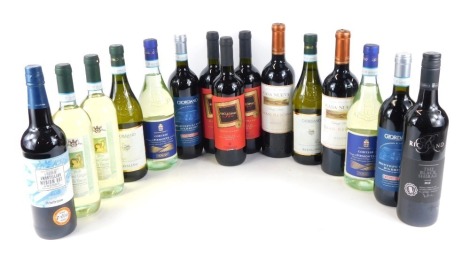 Assorted wines, including Etichetta Oro Puglia Roso, Giordano Riesling 2020, Giordano Montepulciano D'Abruzzo, and Richland Black Shiraz 2018. (15)