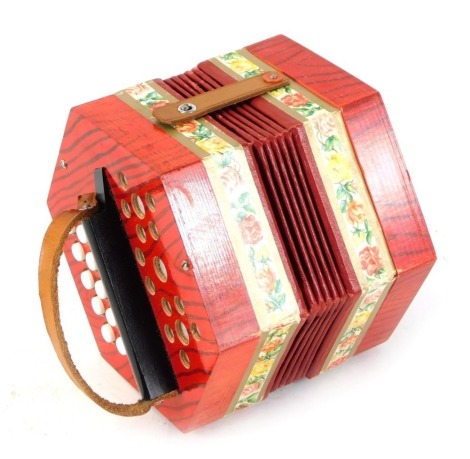 A Scholer accordian box, boxed.