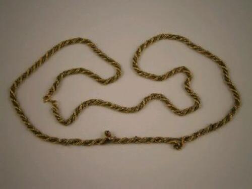 A bi-colour twisted link neck chain stamped 750 (untested)