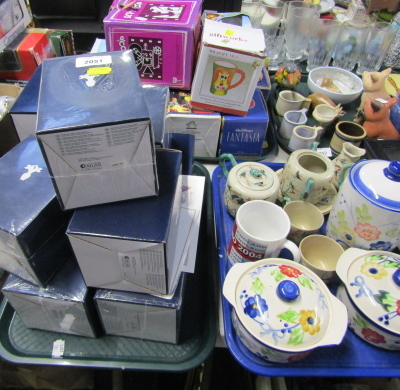 Various boxes mugs, PG and other advertising items, Wallace and Gromit, boxed Atlas Editions items, part tea set, storage jars, etc. (3 trays)