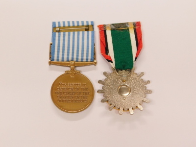 A United Nations Korea medal and Saudi Arabian medal for the liberation of Kuwait 1991. (2) - 2