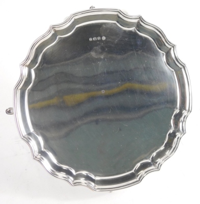 An Elizabeth II silver salver, by Francis Howard, with piecrust border on quadruple hoof feet, Sheffield 1973, 21cm wide, 9.5oz. - 2