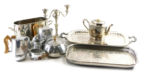 Various silver plated ware, etc., a Picquot ware three piece service, to include water jug, 20cm high, other silver plated ware, large brandy pan, silver plated teapot trays, etc. (a quantity)