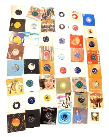 Various 45rpm records, popular music, Fairwell to Rockingham, Paloma Blanca, Noon Music, Brian Poole and the Tremeloes, some with outer packaging, etc. (a quantity)