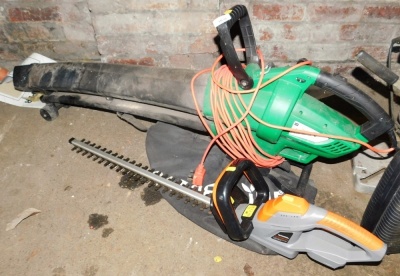 A Garden Line electric leaf vacuum, together with a Terratek lithium hedge trimmer.