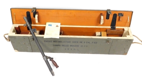 An Italian Breda Bren gun barrel, calibre 7.622mm, serial number PS1316B, cased, with deactivation certificate, numbered 167710.