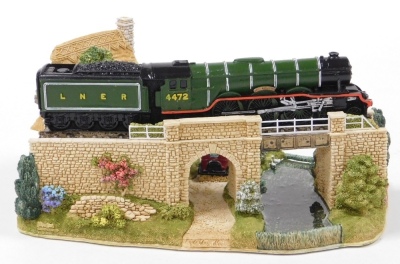リリパットレーン　THE FLYING SCOTMAN A Lilliput Lane sculpture modelled as The Flying Scotsman