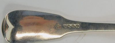 A George III fiddle pattern silver fish slice, with pierced blade, William Eley, William Fearn & William Chawner, London 1808, 5½ oz. - 2