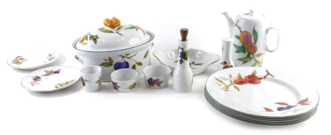 Various Royal Worcester Evesham pattern dinner ware, to include souffle dish, 21cm high, coffee pot, dinner plates, part cruet, etc., printed marks beneath. (a quantity)