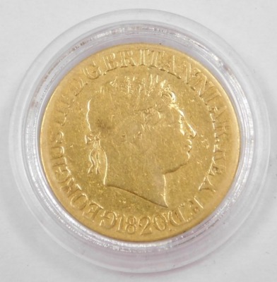 A George III gold full sovereign, dated 1820, 7.7g, in fitted box with outer packaging. - 3