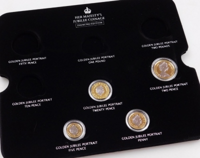 Her Majesty's Jubilee Coinage Diamond Edition coin set, bi-colour, together with two coins from The Changing Face of Britain's Coinage National Emblem Series, decimal coins of Queen Elizabeth II, with some certificates, together with a pair of cufflinks. - 3