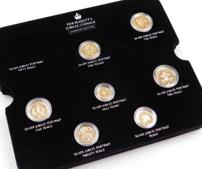 Her Majesty's Jubilee Coinage Diamond Edition coin set, bi-colour, together with two coins from The Changing Face of Britain's Coinage National Emblem Series, decimal coins of Queen Elizabeth II, with some certificates, together with a pair of cufflinks. - 4