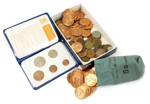 A small assortment of British pre-decimal coinage, including pennies for 1967, etc.