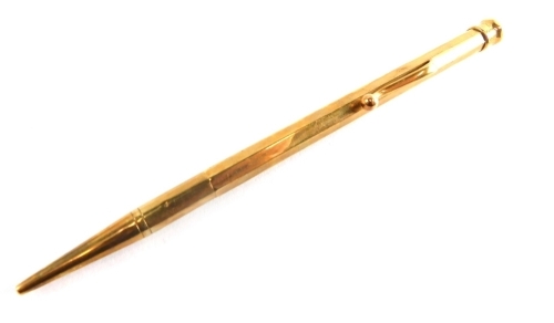 A 9ct gold cased propelling pencil, 16.4g all in.