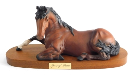 A Beswick matt finish horse figure Spirit Of Peace, on a wooden plinth base, 13cm high.