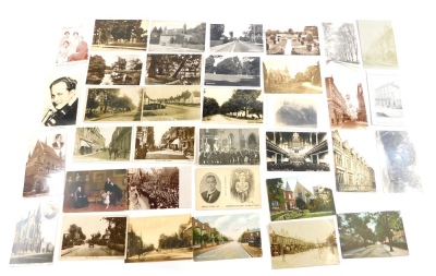 Various 20thC Lincolnshire Lincoln City postcards, Boultham Park, Boultham Park Road, Skellingthorpe Road, New Post Office, Albert Sandler signed card, The Avenue and other street scenes, Richmond Road, West Parade, etc., black and white and in colour. (a