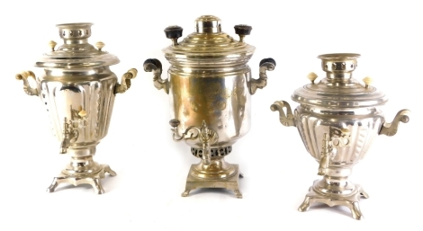 Various silver plated ware, metal ware, etc., tea urn, 38cm high, etc. (a quantity)