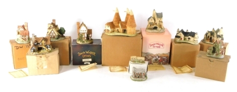 Various David Winter cottages and buildings, to include The West Country Collection Tamar Cottage, 12cm high, with paperwork, in associated and original boxes. (a quantity)