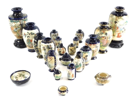 Various Japanese Satsuma pottery vases, bowl, polychrome decorated with geisha, vase, 20cm high, etc. (a quantity)