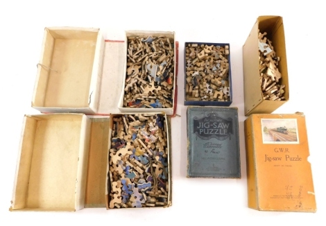 Various vintage jigsaws, to include Cunard White Star Line puzzle Academy jigsaw puzzle and other vintage RMS Queen Mary etc, completeness unknown (a quantity).