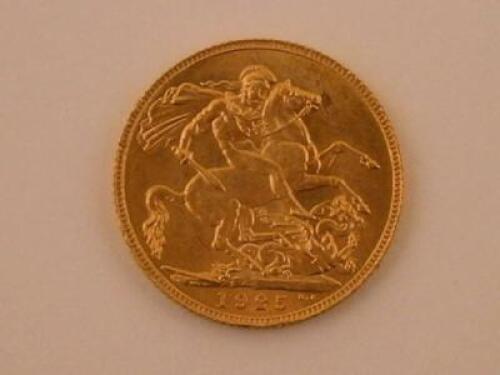 A George V gold 1925 sovereign